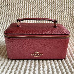 Coach NWT Pink Metallic Vanity or Jewelry Case, Zip-Around, Travel-Perfect
